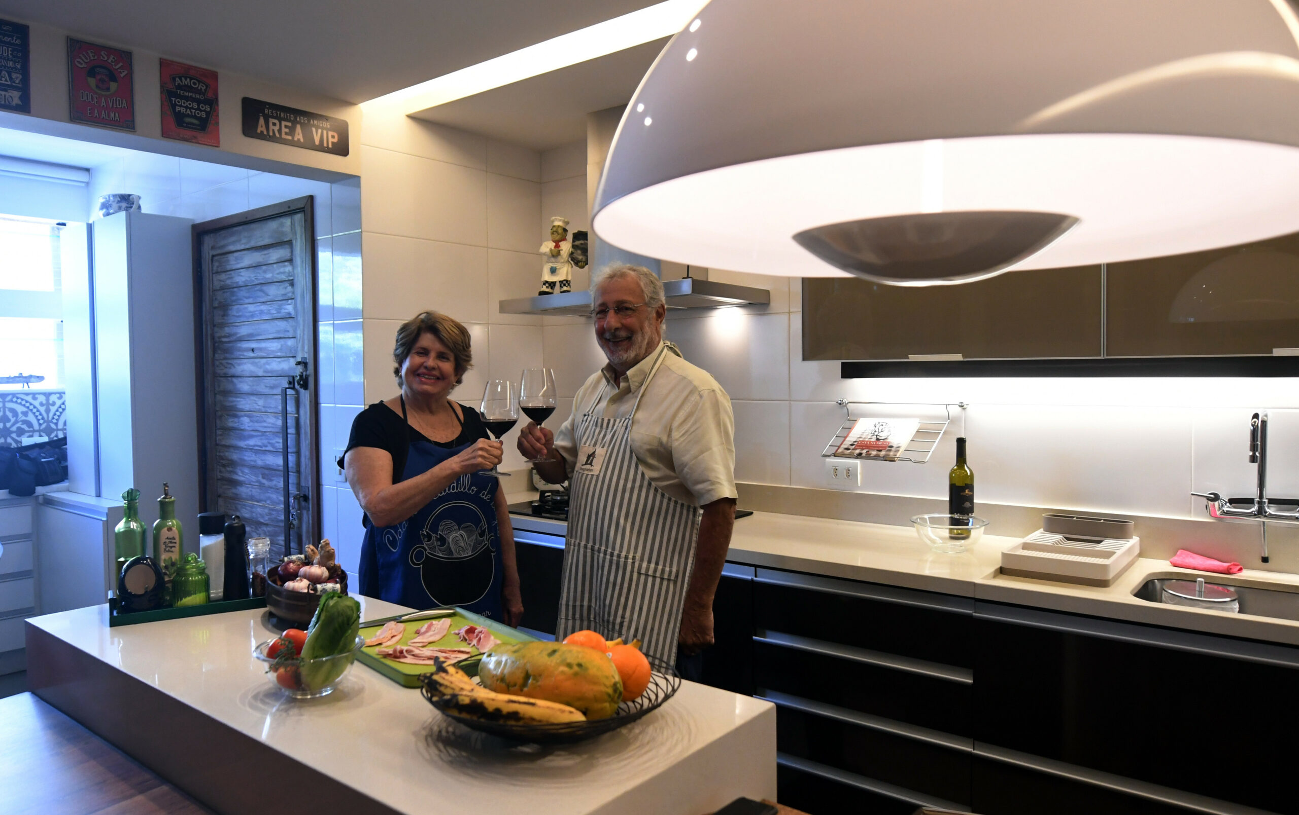 Moradores da mesma quadra de Brasília unidos pelo talento na cozinha