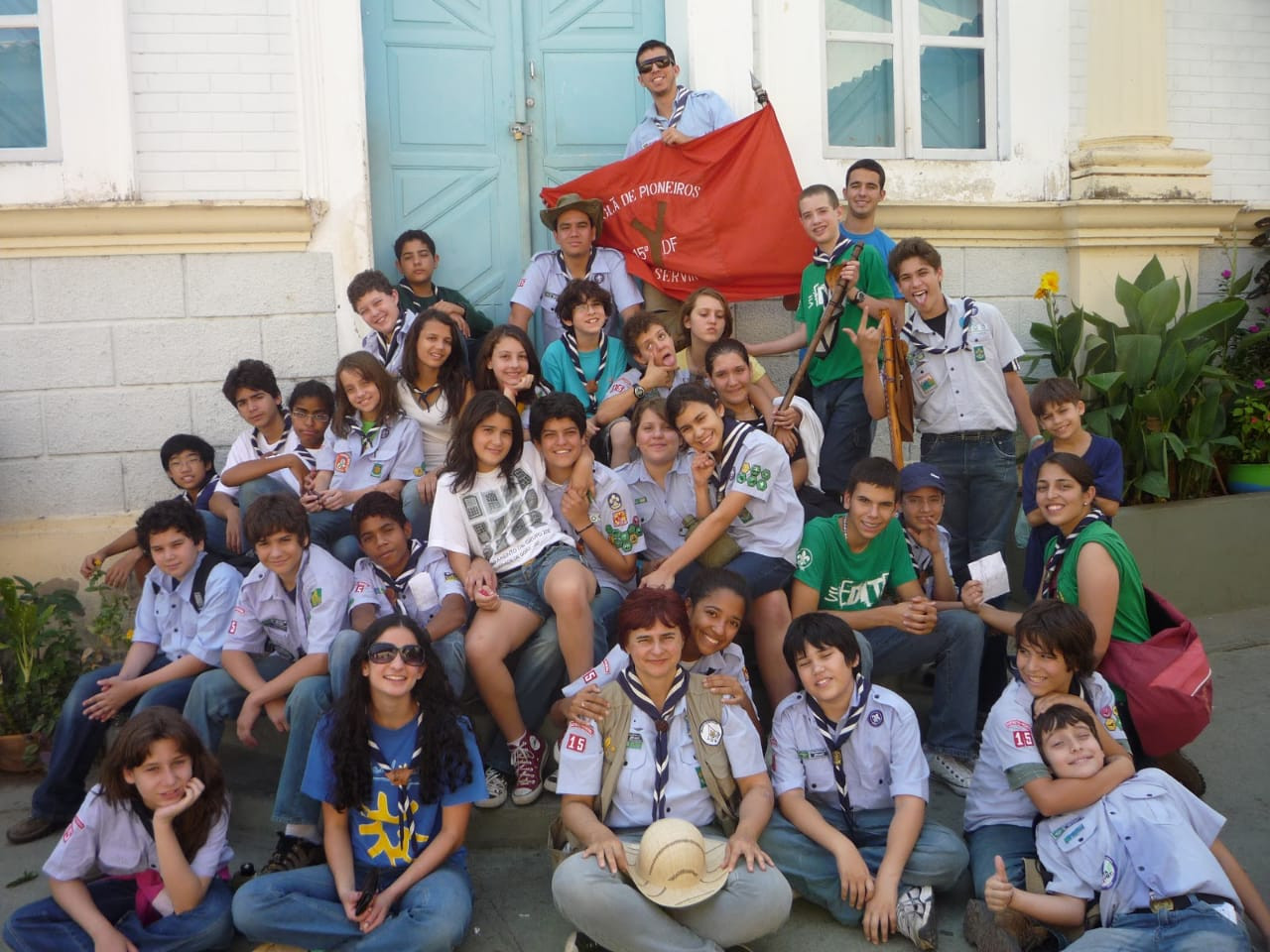 Escoteiros de Brasília se conectam com a comunidade